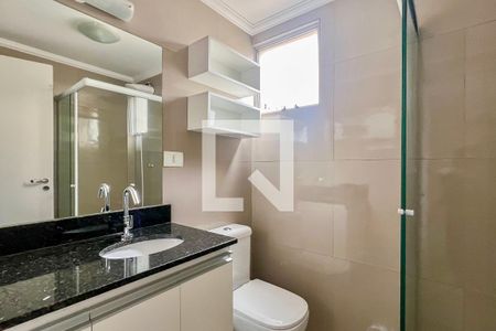 Banheiro de apartamento para alugar com 1 quarto, 42m² em Indianópolis, São Paulo