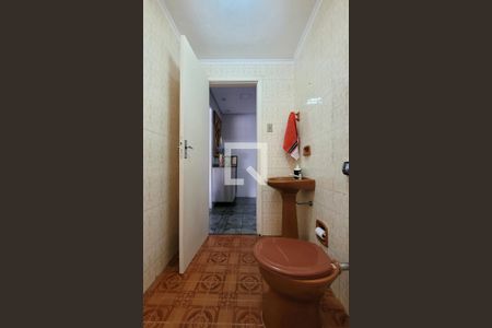 Casa à venda com 208m², 3 quartos e 3 vagas Casa à venda com 208m², 3 quartos e 3 vagasLavabo