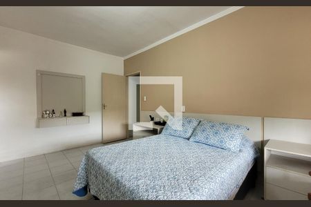 Casa à venda com 208m², 3 quartos e 3 vagas Casa à venda com 208m², 3 quartos e 3 vagasSuíte