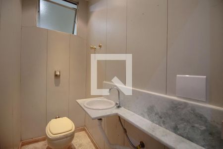 Casa à venda com 650m², 8 quartos e 10 vagasCasa 1 – Lavabo da Sala