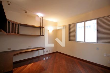 Casa à venda com 650m², 8 quartos e 10 vagasCasa 1 – Semi Suite 1