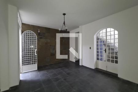 Casa de condomínio à venda com 300m², 5 quartos e 2 vagas Casa de condomínio à venda com 300m², 5 quartos e 2 vagasCopa