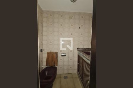 Casa de condomínio à venda com 300m², 5 quartos e 2 vagas Casa de condomínio à venda com 300m², 5 quartos e 2 vagasLavabo