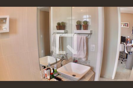 Apartamento à venda com 127m², 4 quartos e 2 vagasBanheiro