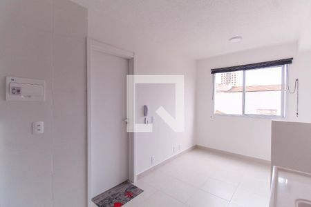 Sala/Cozinha de apartamento para alugar com 1 quarto, 25m² em Vila Claudia, São Paulo