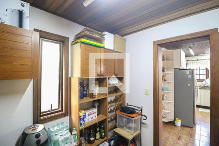 Casa à venda com 293m², 5 quartos e 5 vagas Casa à venda com 293m², 5 quartos e 5 vagasDespensa