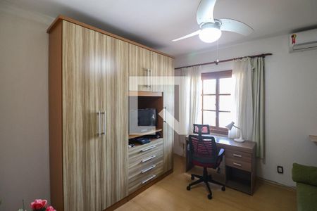 Casa à venda com 293m², 5 quartos e 5 vagas Casa à venda com 293m², 5 quartos e 5 vagasQuarto 3