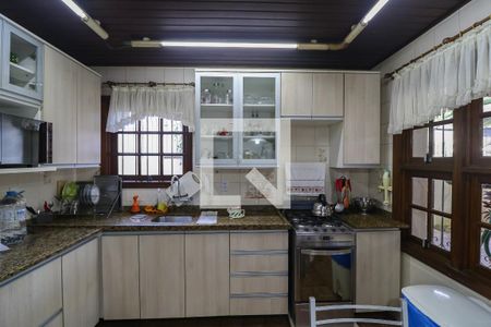 Casa à venda com 293m², 5 quartos e 5 vagas Casa à venda com 293m², 5 quartos e 5 vagasCozinha