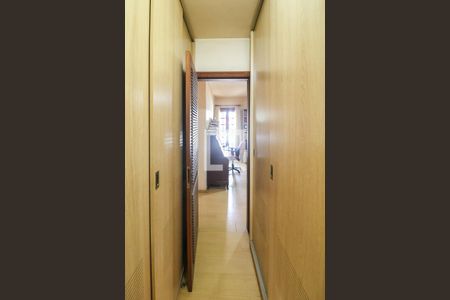 Casa à venda com 293m², 5 quartos e 5 vagas Casa à venda com 293m², 5 quartos e 5 vagasSuíte 1