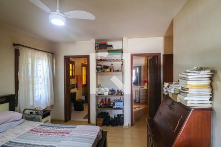 Casa à venda com 293m², 5 quartos e 5 vagas Casa à venda com 293m², 5 quartos e 5 vagasSuíte 1