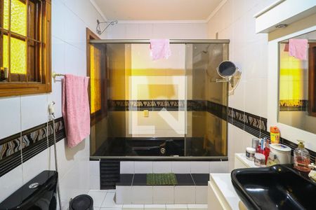 Casa à venda com 293m², 5 quartos e 5 vagas Casa à venda com 293m², 5 quartos e 5 vagasBanheiro da Suíte 1