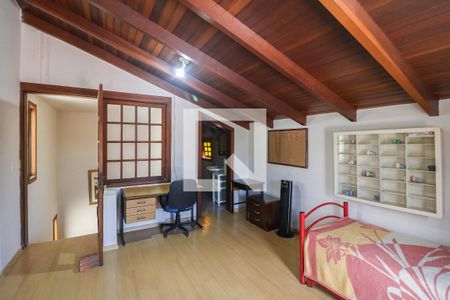 Casa à venda com 293m², 5 quartos e 5 vagas Casa à venda com 293m², 5 quartos e 5 vagasTerraço