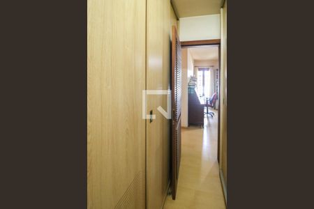 Casa à venda com 293m², 5 quartos e 5 vagas Casa à venda com 293m², 5 quartos e 5 vagasSuíte 1