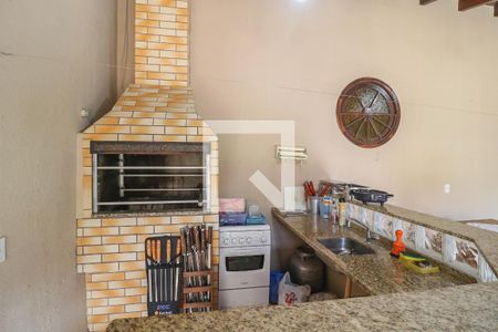 Casa à venda com 293m², 5 quartos e 5 vagas Casa à venda com 293m², 5 quartos e 5 vagasSalão de festas