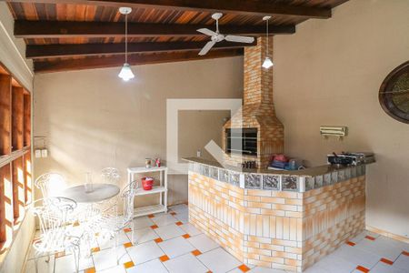 Casa à venda com 293m², 5 quartos e 5 vagas Casa à venda com 293m², 5 quartos e 5 vagasSalão de festas