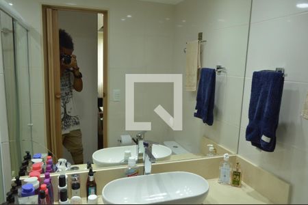 Apartamento à venda com 50m², 3 quartos e 2 vagasBanheiro