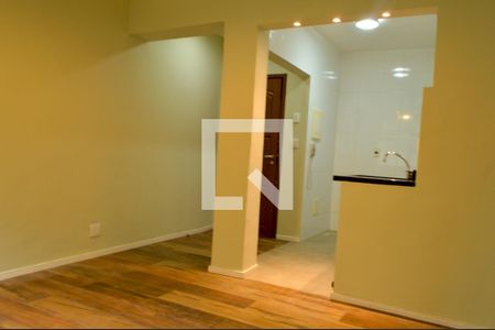 Sala de apartamento à venda com 2 quartos, 50m² em Pechincha, Rio de Janeiro
