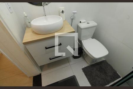 Apartamento à venda com 60m², 3 quartos e sem vagaBanheiro