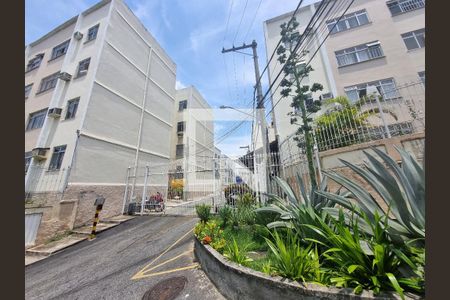 Apartamento à venda com 60m², 3 quartos e sem vaga Apartamento à venda com 60m², 3 quartos e sem vagaFachada e portaria