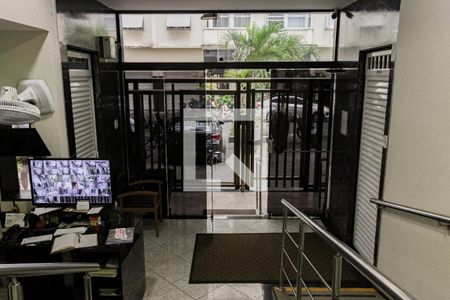 Apartamento à venda com 90m², 3 quartos e sem vaga Apartamento à venda com 90m², 3 quartos e sem vagaPortaria