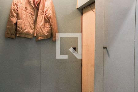 Apartamento à venda com 90m², 3 quartos e sem vaga Apartamento à venda com 90m², 3 quartos e sem vagaQuarto de Serviço