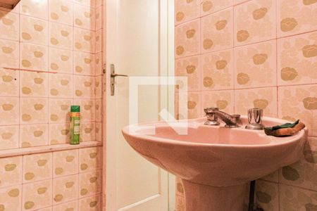 Apartamento à venda com 90m², 3 quartos e sem vaga Apartamento à venda com 90m², 3 quartos e sem vagaBanheiro Social