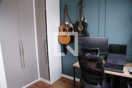 Quarto 1 de apartamento para alugar com 2 quartos, 49m² em Jardim Íris, São Paulo