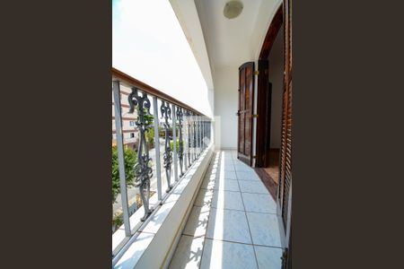 Casa à venda com 232m², 3 quartos e 3 vagasSacada