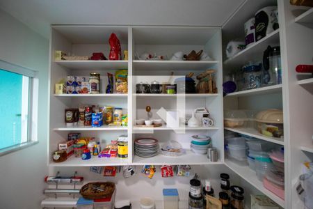 Casa à venda com 409m², 4 quartos e 3 vagas Casa à venda com 409m², 4 quartos e 3 vagasDespensa