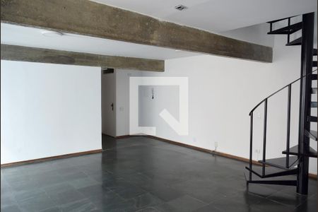 Apartamento à venda com 222m², 3 quartos e 2 vagasSala - piso inferior