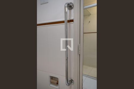 Apartamento à venda com 222m², 3 quartos e 2 vagasBanheiro da Suíte 4 - piso superior