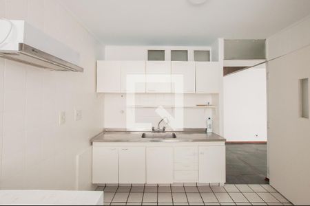 Apartamento para alugar com 222m², 3 quartos e 2 vagas Apartamento para alugar com 222m², 3 quartos e 2 vagasCozinha 2 (inferior)
