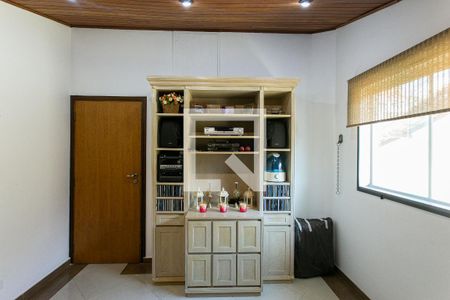 Casa à venda com 200m², 4 quartos e 4 vagas Casa à venda com 200m², 4 quartos e 4 vagasQuarto 3