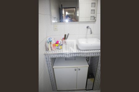 Casa à venda com 90m², 3 quartos e sem vagaBanheiro 2