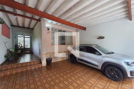 Casa à venda com 160m², 3 quartos e 2 vagas Casa à venda com 160m², 3 quartos e 2 vagasGaragem