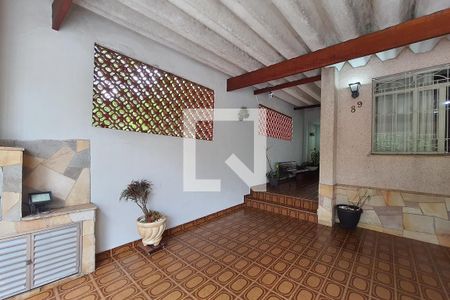 Casa à venda com 160m², 3 quartos e 2 vagas Casa à venda com 160m², 3 quartos e 2 vagasGaragem