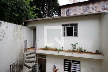 Casa à venda com 160m², 3 quartos e 2 vagas Casa à venda com 160m², 3 quartos e 2 vagasVista