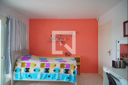 Casa à venda com 200m², 4 quartos e 2 vagas Casa à venda com 200m², 4 quartos e 2 vagasSuíte 2
