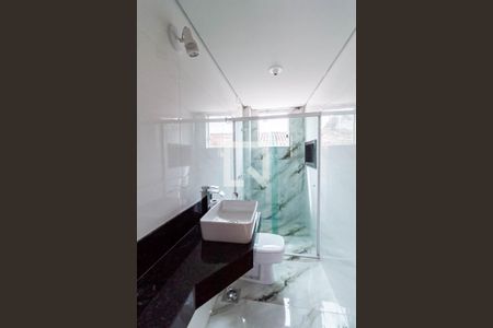 Apartamento à venda com 180m², 3 quartos e 2 vagas Apartamento à venda com 180m², 3 quartos e 2 vagasBanheiro social