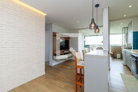 Sala de apartamento à venda com 2 quartos, 67m² em Santo Amaro, São Paulo