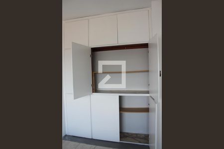 Casa à venda com 250m², 4 quartos e 3 vagasQuarto 2