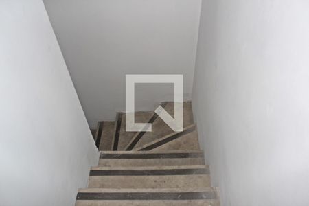 Casa à venda com 250m², 4 quartos e 3 vagasEscada