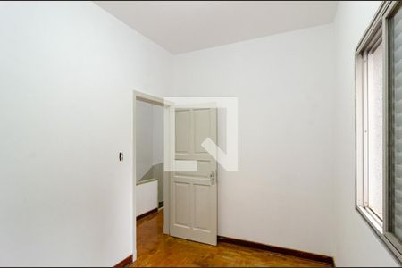 Casa à venda com 112m², 3 quartos e 3 vagas Casa à venda com 112m², 3 quartos e 3 vagasQuarto 2