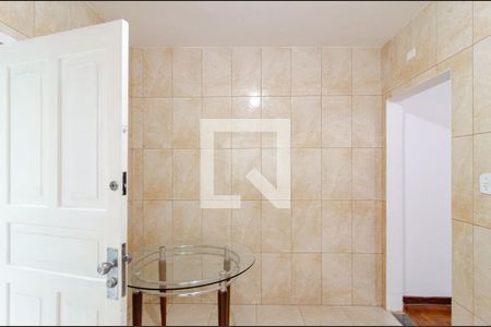 Casa à venda com 112m², 3 quartos e 3 vagas Casa à venda com 112m², 3 quartos e 3 vagasCozinha