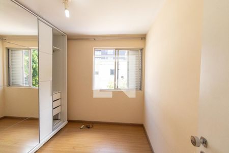 Quarto 1 de apartamento para alugar com 2 quartos, 60m² em Centro, Curitiba
