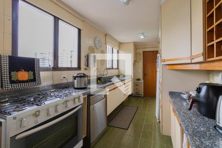 Apartamento à venda com 188m², 4 quartos e 3 vagasCozinha