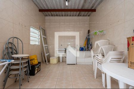 Casa à venda com 204m², 3 quartos e 3 vagas Casa à venda com 204m², 3 quartos e 3 vagasÁrea de Serviço