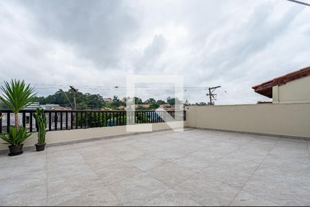 Casa à venda com 204m², 3 quartos e 3 vagas Casa à venda com 204m², 3 quartos e 3 vagasTerraço