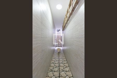 Casa à venda com 200m², 3 quartos e 2 vagas Casa à venda com 200m², 3 quartos e 2 vagasCorredor