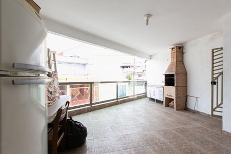 Casa à venda com 200m², 3 quartos e 2 vagas Casa à venda com 200m², 3 quartos e 2 vagasSacada